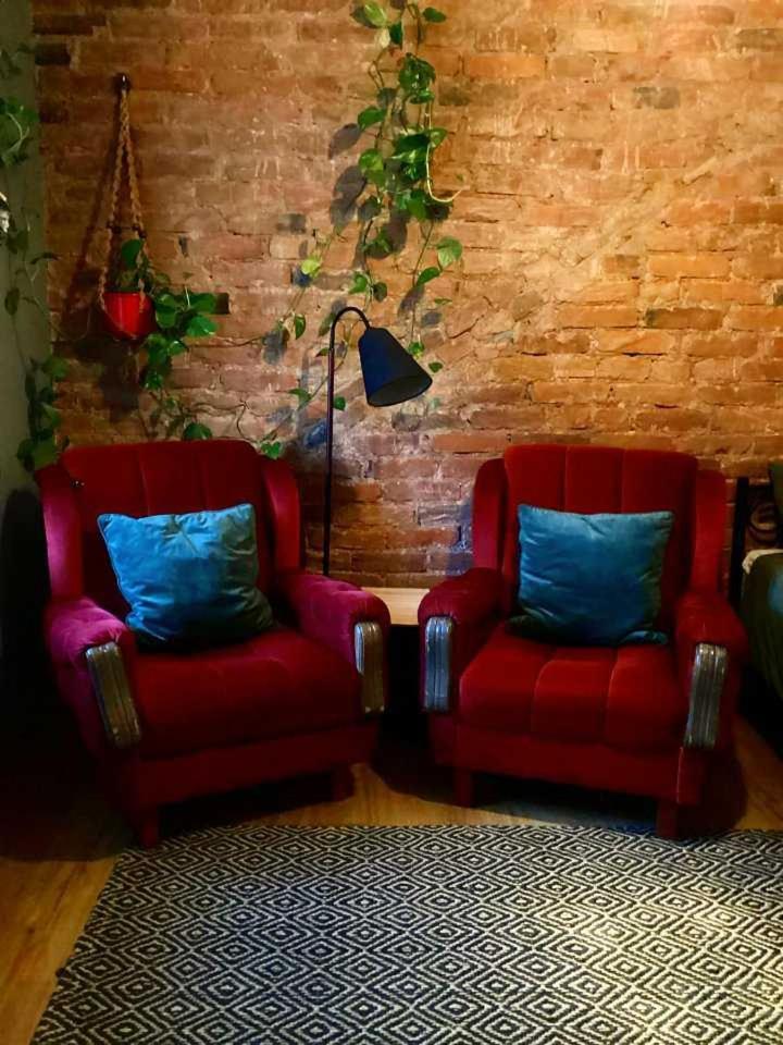 Hygge With Free Parking - Boho Style